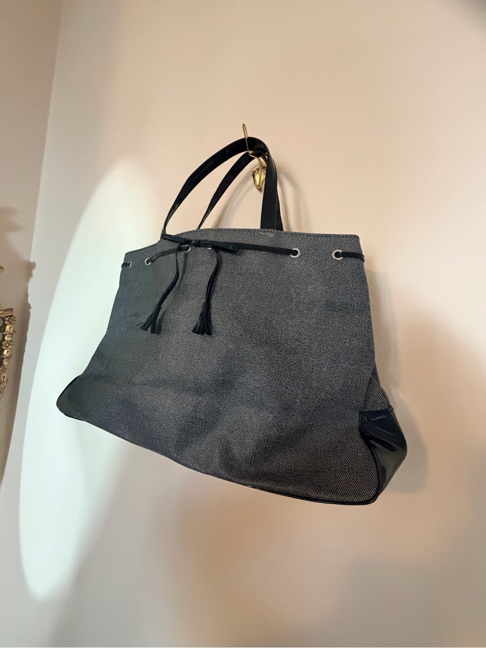 Y2K Women's Gray Top Handle Bag with Tassel Drawstring